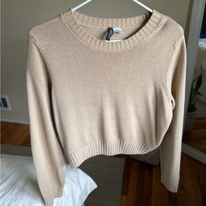 H&M Beige Cropped Fit Sweater